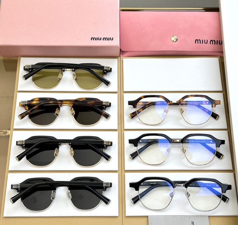 Miu miu Sunglasses